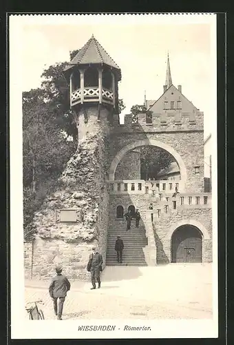 AK Wiesbaden, Blick zum Römertor