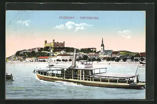 AK Pressburg, Blick über die Donau mit Dampfer zur Stadt