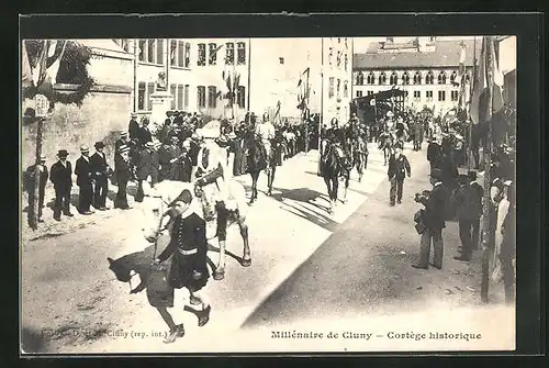 AK Cluny, Millènaire - Cortège historique