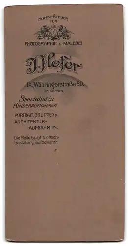 Fotografie J. Hofer, Wien, Währingestrasse 50, Portrait ältere Dame in hübscher Bluse und Rock