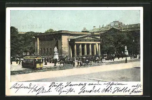 AK Berlin, Strassenbahn und Soldaten an der Neuen Wache Unter den Linden