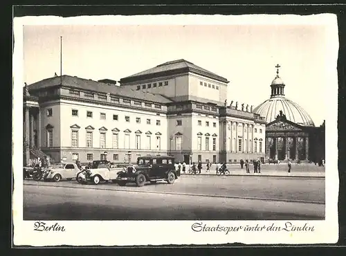 AK Berlin, Parkende Autos an der Staatsoper Unter den Linden