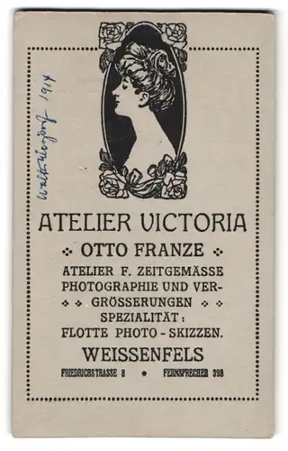 Fotografie Atelier Victoria, Weissenfels, Seitenprofil eines Damenkopf im Jugendstil