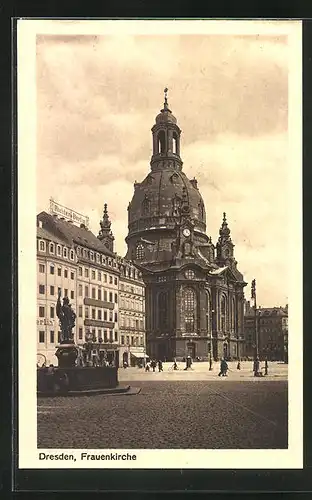AK Dresden, Brunnen und Geschäfte an der Frauenkirche