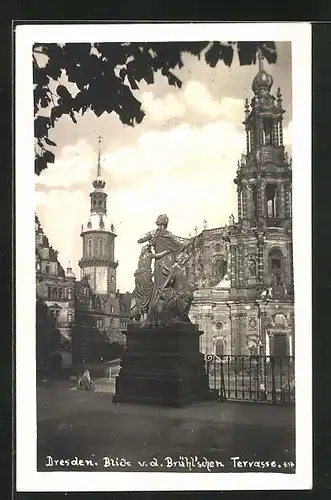 Foto-AK Dresden, Blick auf den Zwinger von den Brühlschen Terrassen