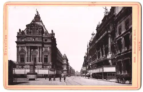 Fotografie Römmler & Joans, Dresden, Ansicht Bruxelles, Boulevard du Nord mit Litfasssäule