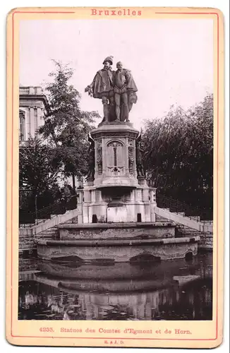 Fotografie Römmler & Joans, Dresden, Ansicht Bruxelles, Statues des Comtes d`Egmont et de Horn