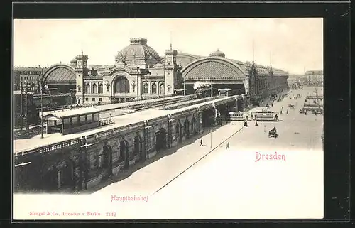 AK Dresden, Hauptbahnhof mit Strassenbahn