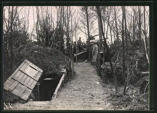 Fotografie 1.WK, Königl. Bayrische 1.Feldartillerie-Regiment Prinz Luitpold, 10cm Geschütz in Stellung