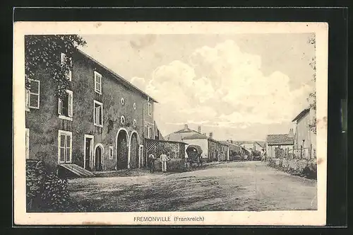 AK Fremonville, Strassenpartie mit Gebäudeansicht und Soldaten