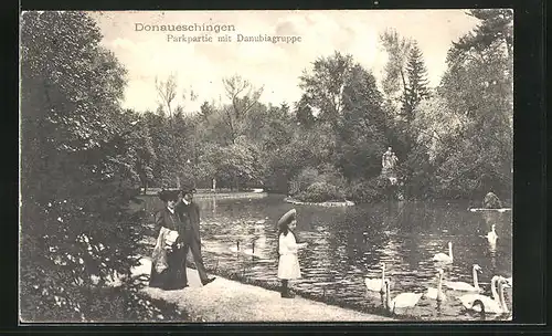 AK Donaueschingen, Parkpartie mit Danubiagruppe