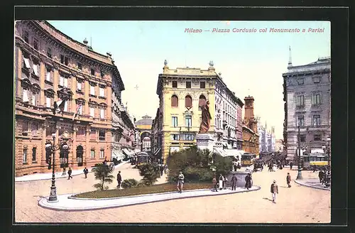 AK Milano, Piazza Cordusio col Monumento a Parini, Strassenbahn