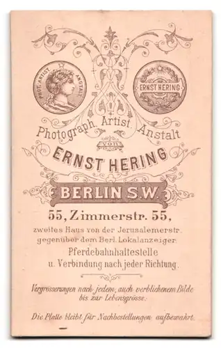 Fotografie E. Hering, Berlin, Zimmerstr. 55, Portrait blondes schönes Fräulein mit Flechtzopf