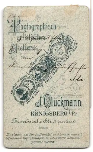 Fotografie J. Glückmann, Königsberg i. Pr., Französische Str. 5, Portrait brünette junge Frau mit Flechtdutt