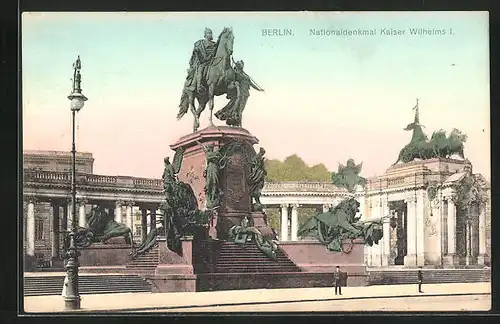 AK Berlin, am Nationaldenkmal Kaiser Wilhelm I.