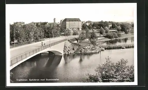 AK Trollhättan, Spiköbron med Stadshotellet