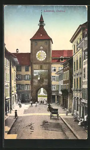 AK Liestal, Passanten vor dem Obertor