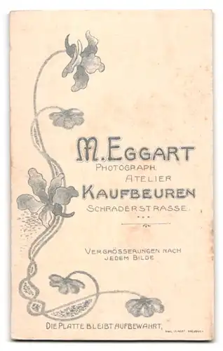 Fotografie M. Eggart, Kaufbeuren, Schraderstrasse, alter Mann im Gehrock