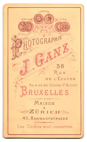 Fotografie J. Ganz, Bruxelles, 38, Rue de l`Ecuyer, Portrait eleganter Herr mit Vollbart