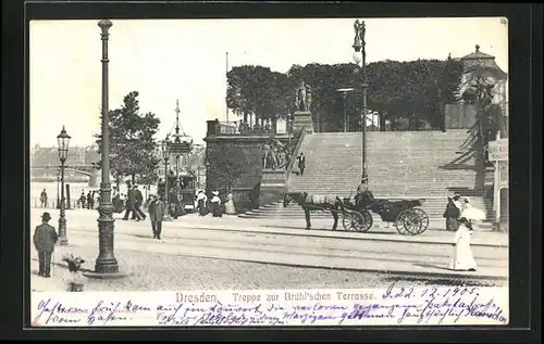 AK Dresden, Treppe zur Brühl`schen Terrasse mit Pferdewagen