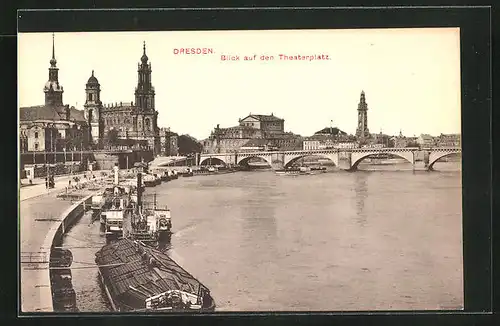 AK Dresden, Blick auf den Theaterplatz mit Brücke
