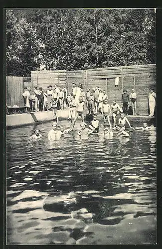 AK Schmiedeberg, Schwimmbad Buschmühle mit Besuchern