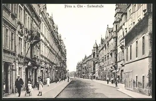 AK Pirna a. Elbe, Blick in die Gartenstrasse