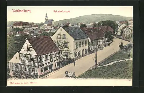 AK Wechselburg, Ortsansicht mit Blick auf die Bahnhofstrasse