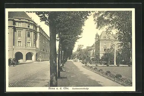AK Pirna a. d. Elbe, Grohmannstrasse im Sonnenschein