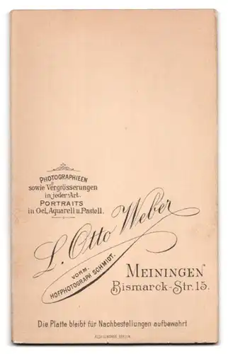 Fotografie L. Otto Weber, Meiningen, Bismarck-Str. 15, Einjährig-Freiwilliger P. Gottschalk aus Köpenick mit Pickelhaube