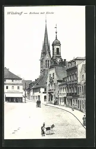 AK Wilsdruff, Rathaus und Kirche mit Geschäft von Eduard Webner