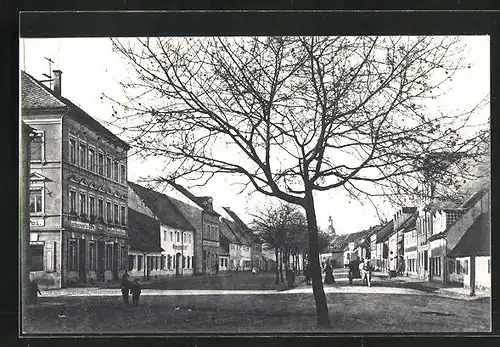 AK Königsbrück, Weissbacher Strasse mit Restaurant & Café und Geschäften