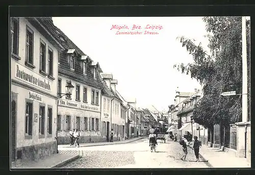 AK Mügeln /Bez. Leipzig, Lommatzscher Strasse mit Restaurant zur guten Quelle