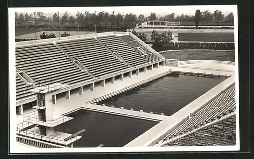 AK Berlin, Reichssportfeld, Blick von der Deutschen Kampfbahn auf das Schwimmstadion, Olympia