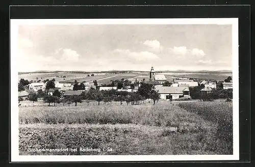 AK Grosserkmannsdorf i. Sa., Blick von der Feldwiese