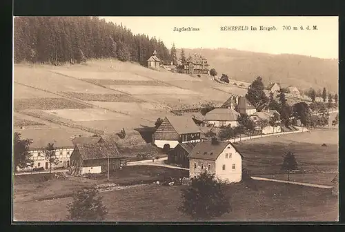 AK Rehefeld / Erzgeb., Gesamtansicht mit Jagdschloss