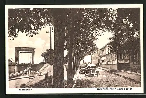 AK Wernsdorf, Restaurant zum Oder-Spree-Kanal und Schleuse mit Falltor