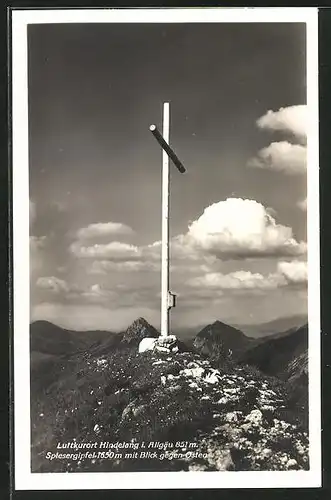 AK Hindelang i. Allgäu, Spiesergipfel mit Gipfelkreuz und Blick gegen Osten