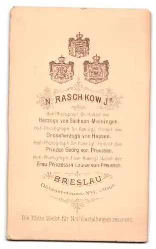 Fotografie N. Raschkow jr., Breslau, Ohlauerstrasse 4, Portrait junge Dame in hübscher Kleidung