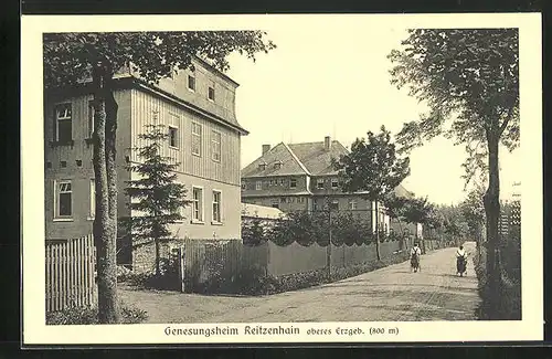 AK Reitzenhain /Erzgeb., Strasse am Genesungsheim