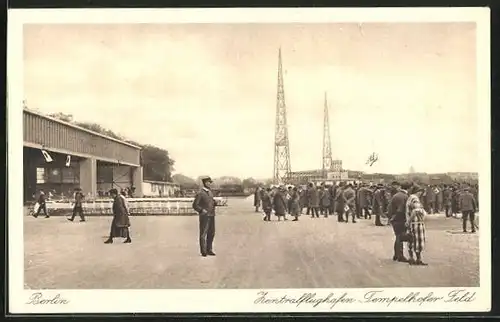 AK Berlin-Tempelhof, Zentralflughafen Tempelhofer Feld