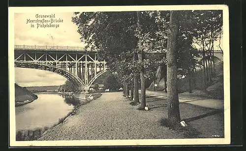 AK Berlin-Grunewald, Partie an der Heerstrassen-Brücke in Pichelsberge