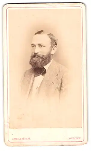 Fotografie Adler & Kühnel, Dresden, Victoria-Strasse 21, Portrait bürgerlicher Herr mit Backenbart