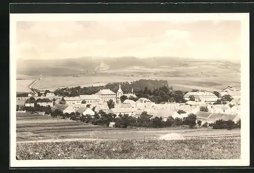 AK Liten, Panoramablick auf Dorf und Umland