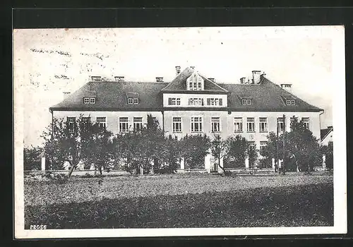 AK Nový Budzov, Gebäudeansicht