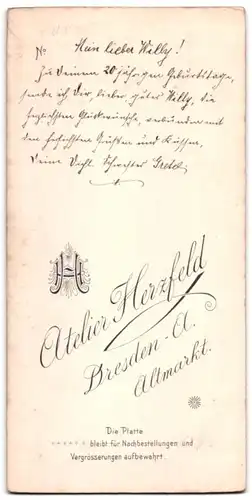 Fotografie Hermann Herzfeld, Dresden, Gretel mit Fächer und Schmuck im Abendkleid