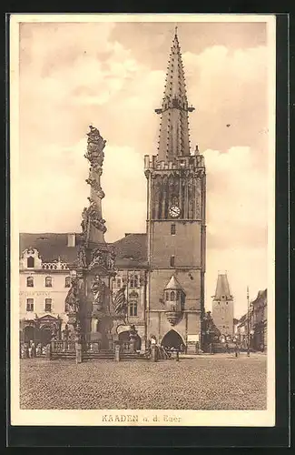 AK Kaaden / Kadan, Marktplatz mit Dreifaltigkeitssäule