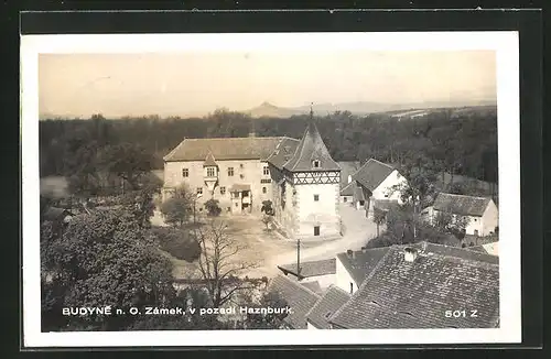 AK Budyne n. O., Zámek, v pozadi Haznburk