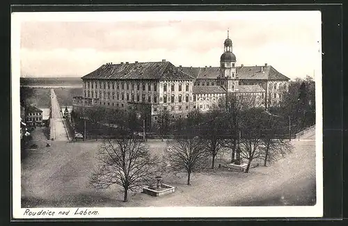 AK Raudnitz a. d. E., Ansicht vom Schloss