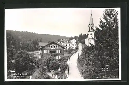 AK Johannisbad / Janske Lazne, Hotel Schier und Kirche